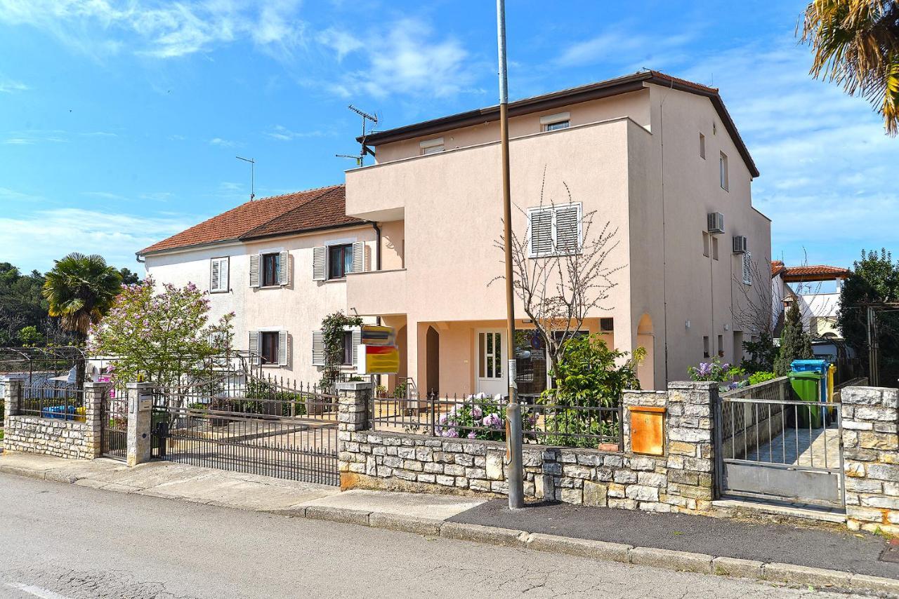 Apartments Milka 2074 Poreč Dış mekan fotoğraf