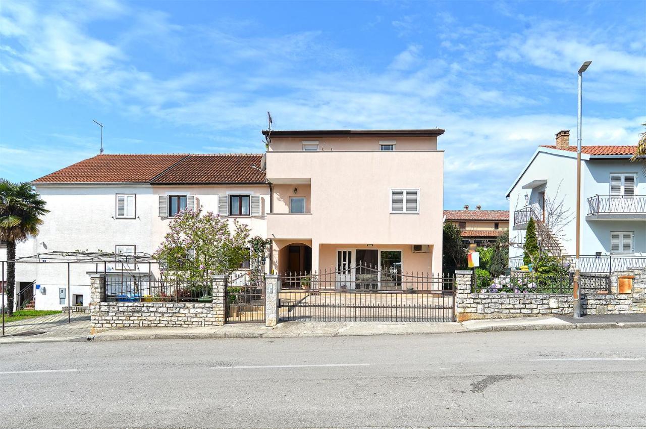 Apartments Milka 2074 Poreč Dış mekan fotoğraf