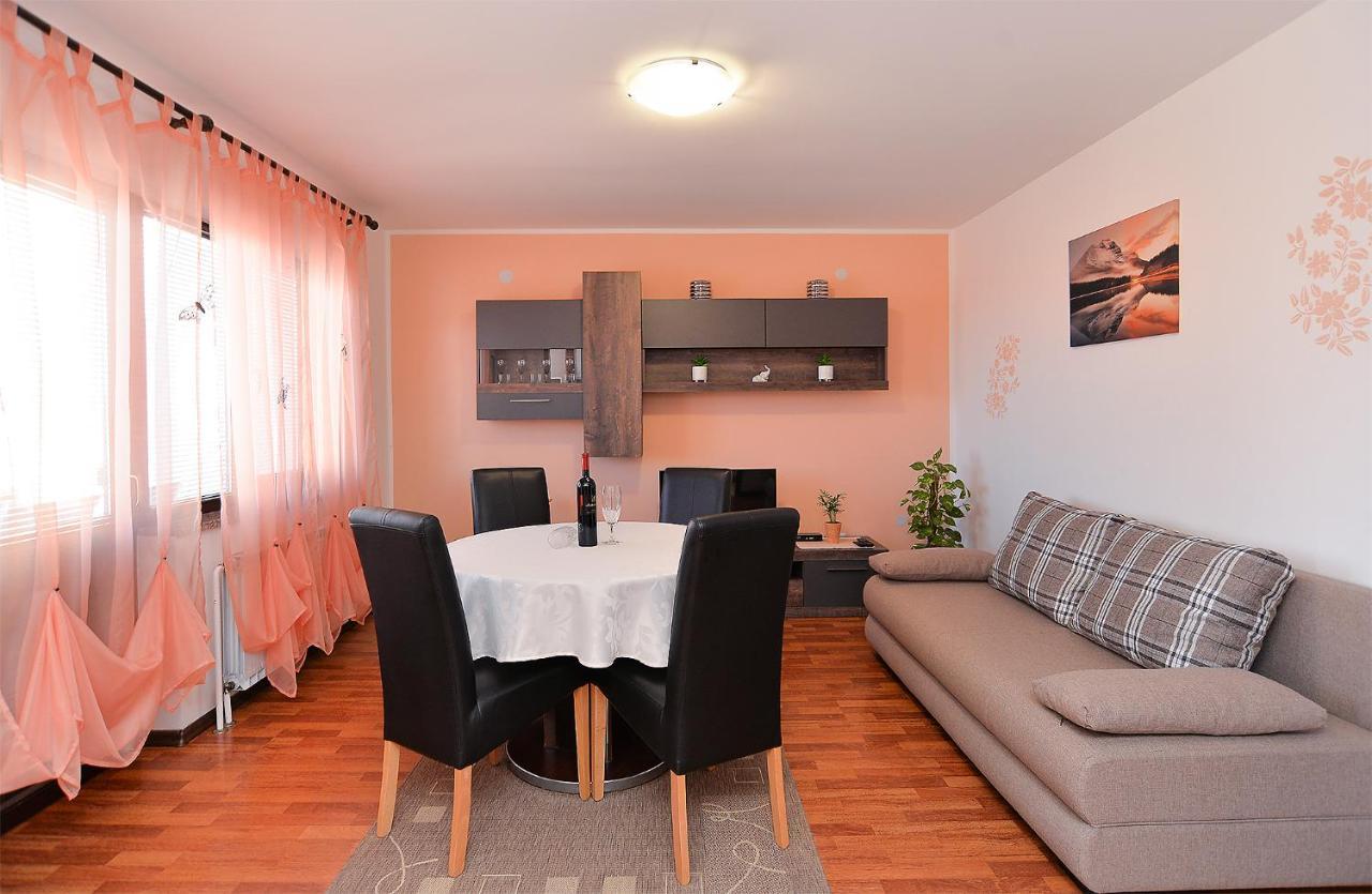 Apartments Milka 2074 Poreč Dış mekan fotoğraf
