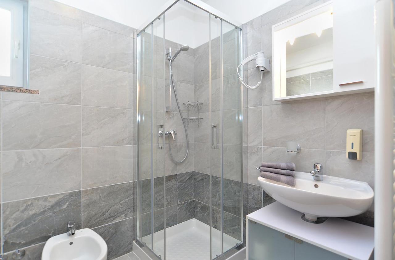 Apartments Milka 2074 Poreč Dış mekan fotoğraf