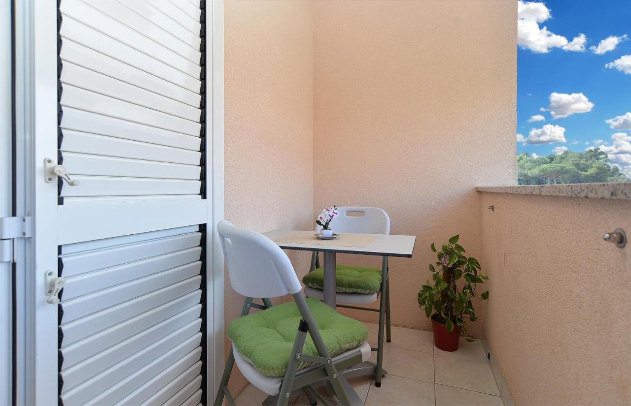 Apartments Milka 2074 Poreč Dış mekan fotoğraf