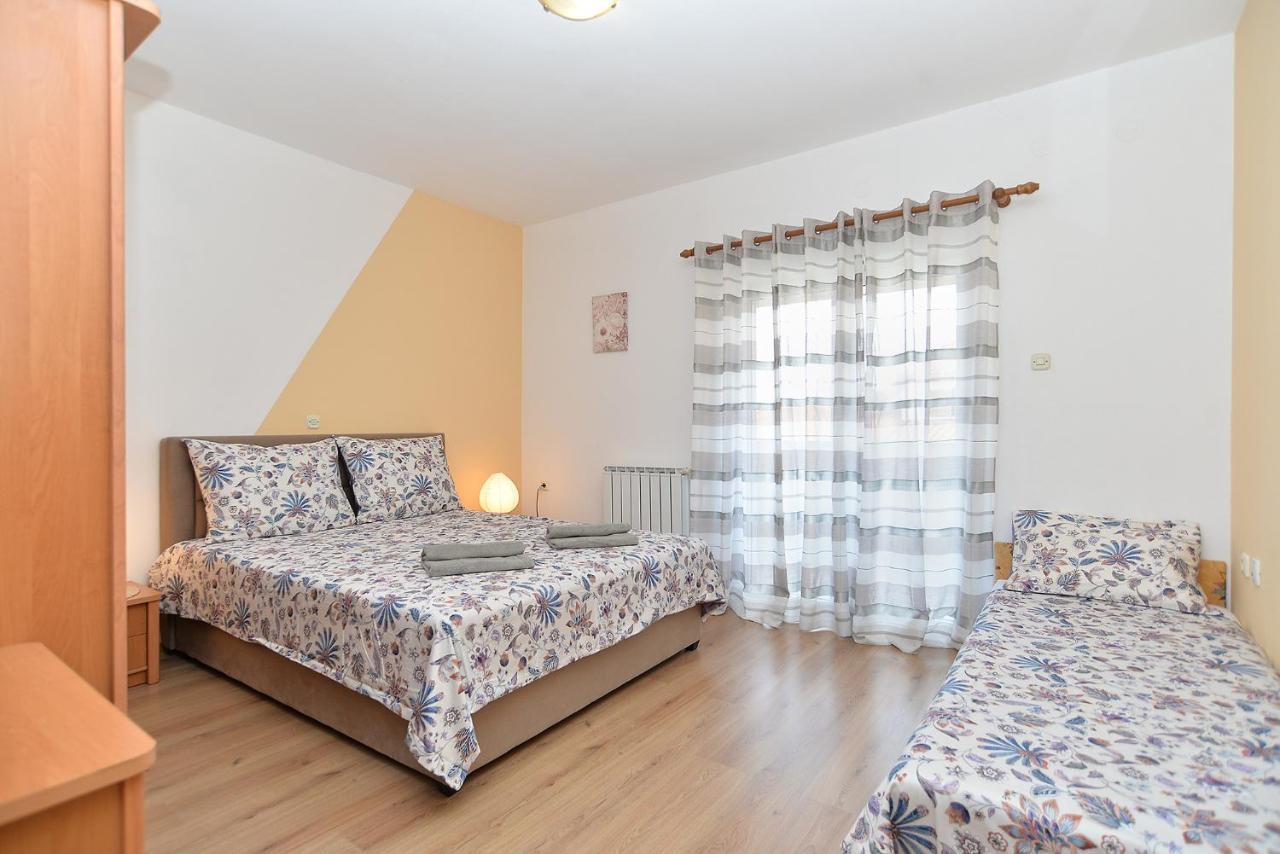 Apartments Milka 2074 Poreč Dış mekan fotoğraf